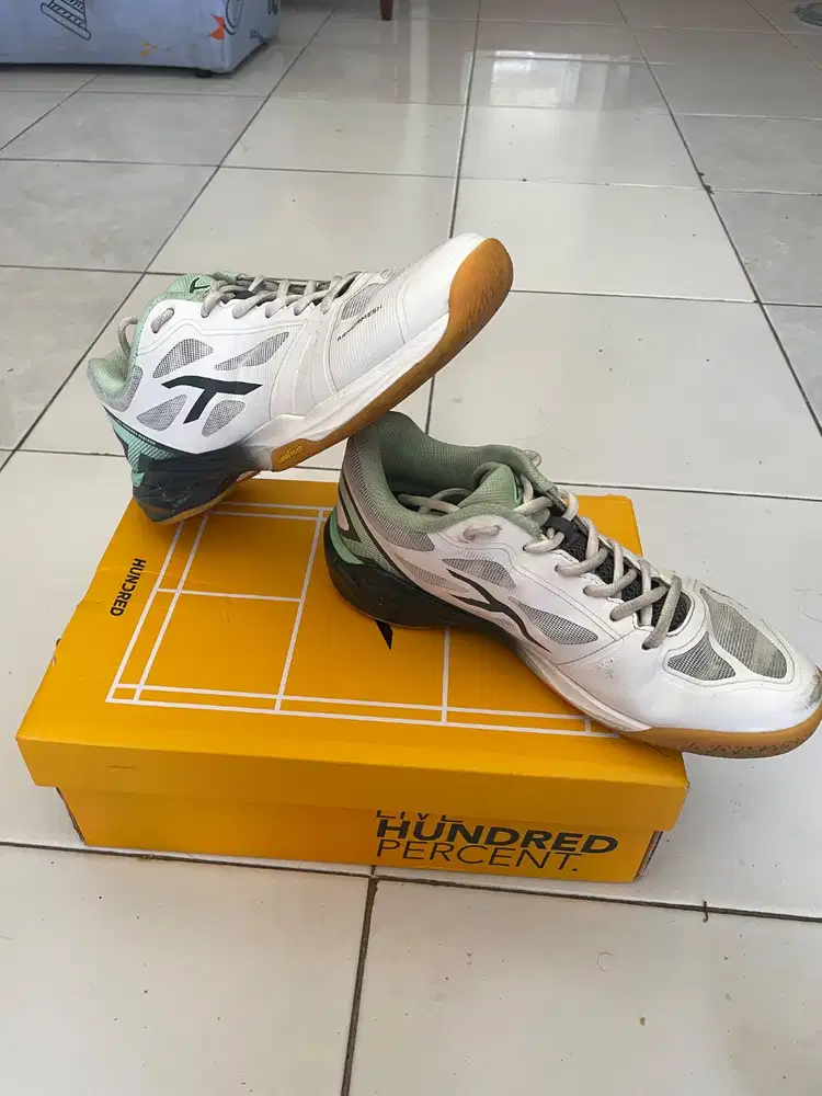 JUAL SEPATU HUNDRED BADMINTON