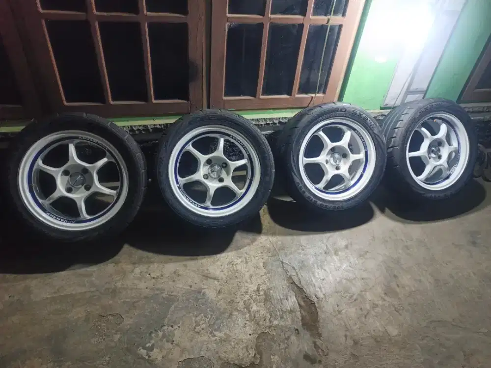 Advan RG R15 PCD 4x100