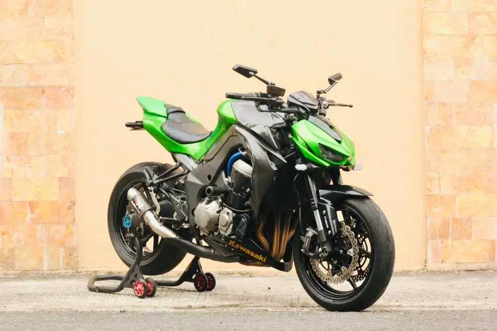 Kawasaki Z1000 sugomi mulus Z800 Z900 ZX6 ZX636 CBR650
