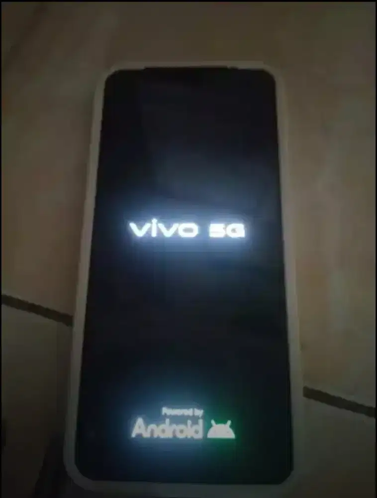 VIVO V25 jaringan 5G RAM 8+8/256 mulus blom perna di servis ori bawaan