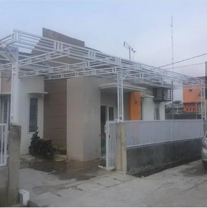 Kanopi minimalis rangka hollo galpanis