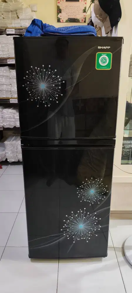 Kulkas 2 Pintu SHARP Model Baru