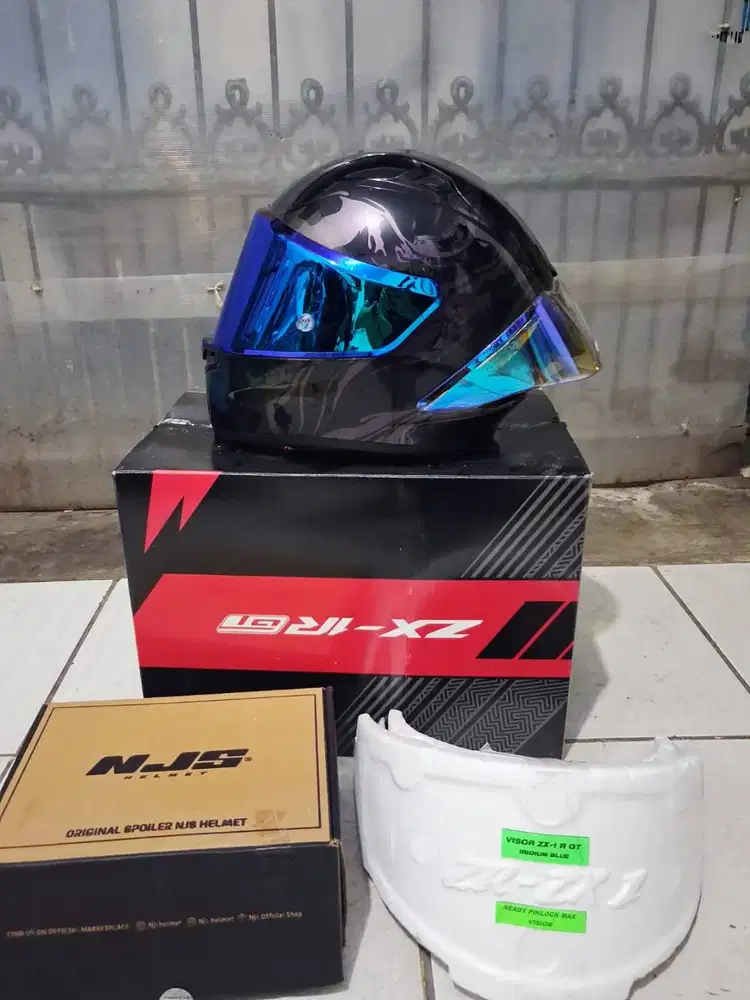 Njs zx1r full face fit M