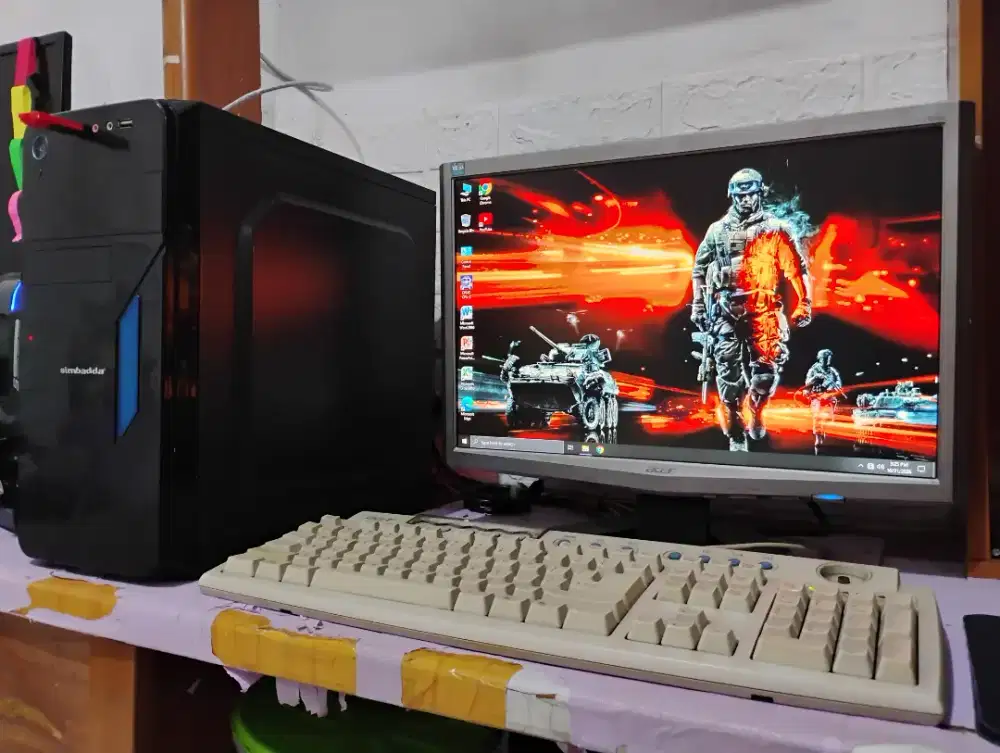 Pc gaming roblox / intel core i5 + ram 8gb + monitor 19inch / asus