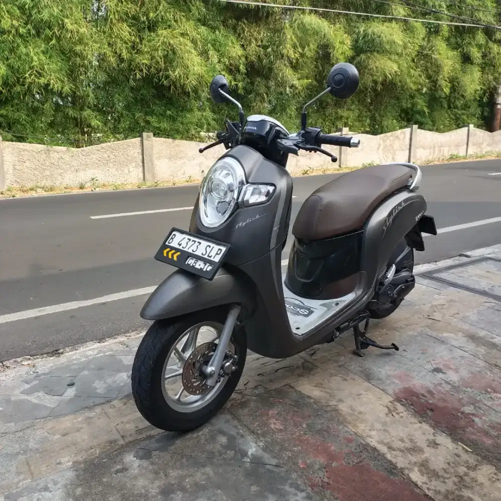 Honda Scoopy Donat Stylish 2020 Lengkap Bagus