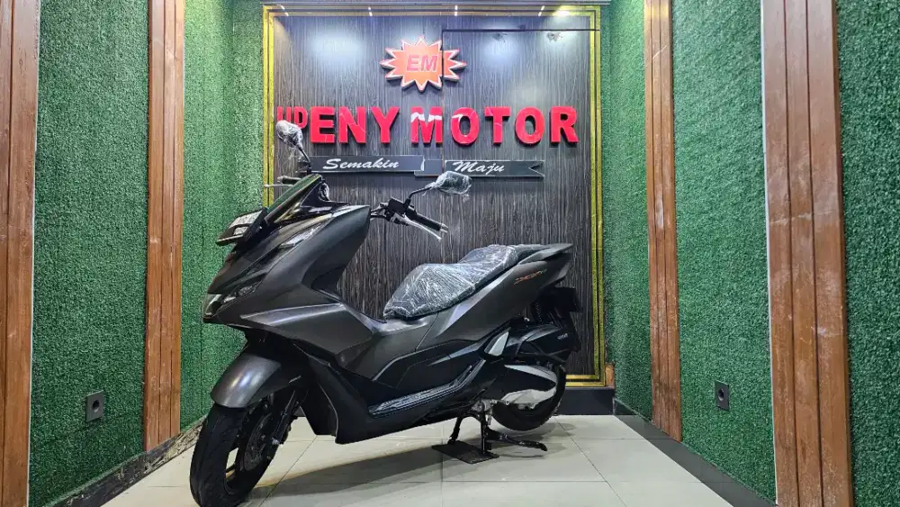 UD ENY MOTOR - Honda PCX 160 ABS thn 2023 mulus