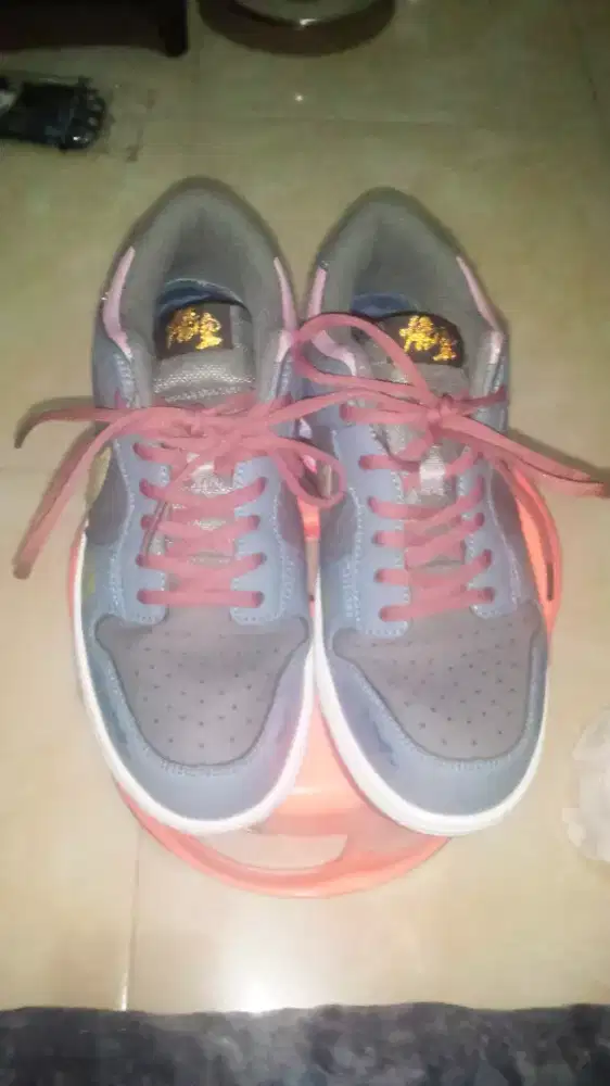 sepatu Adidas Hukong ukuran 39