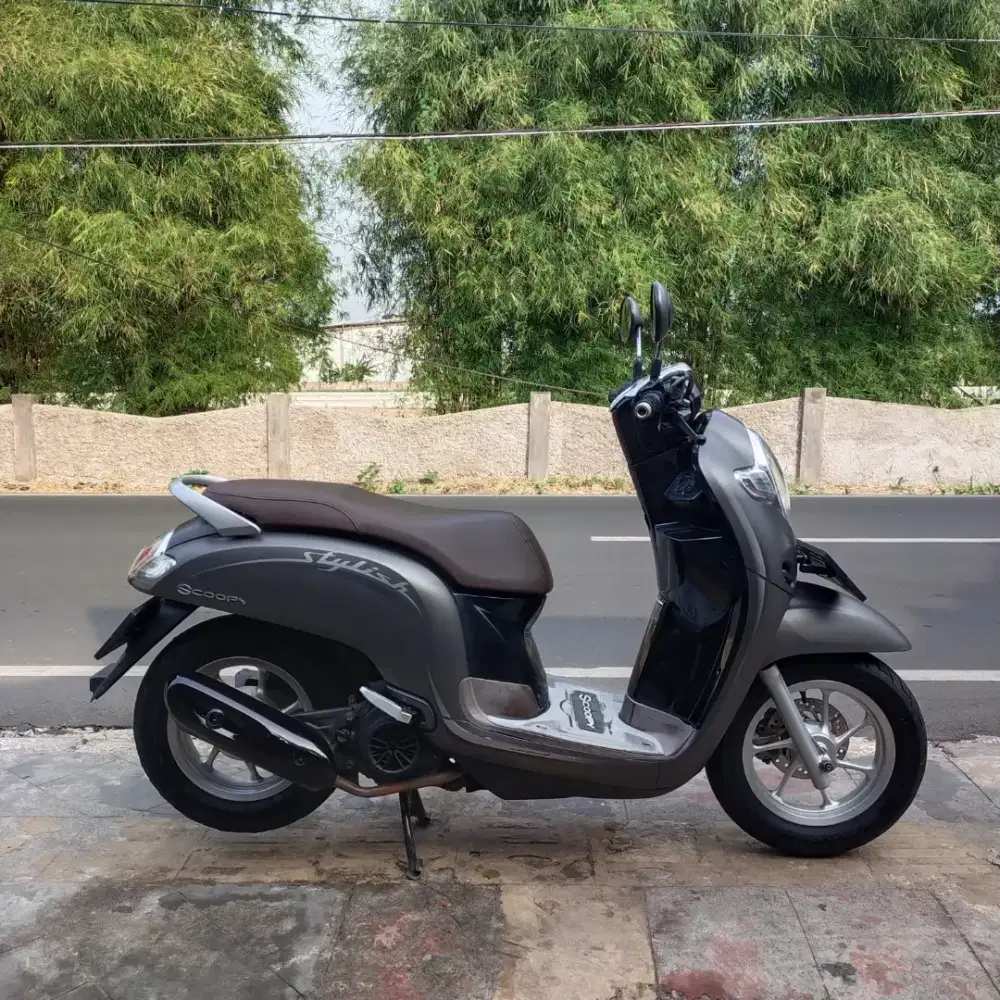 Honda Scoopy Donat Stylish 2020 Bagus lengkap