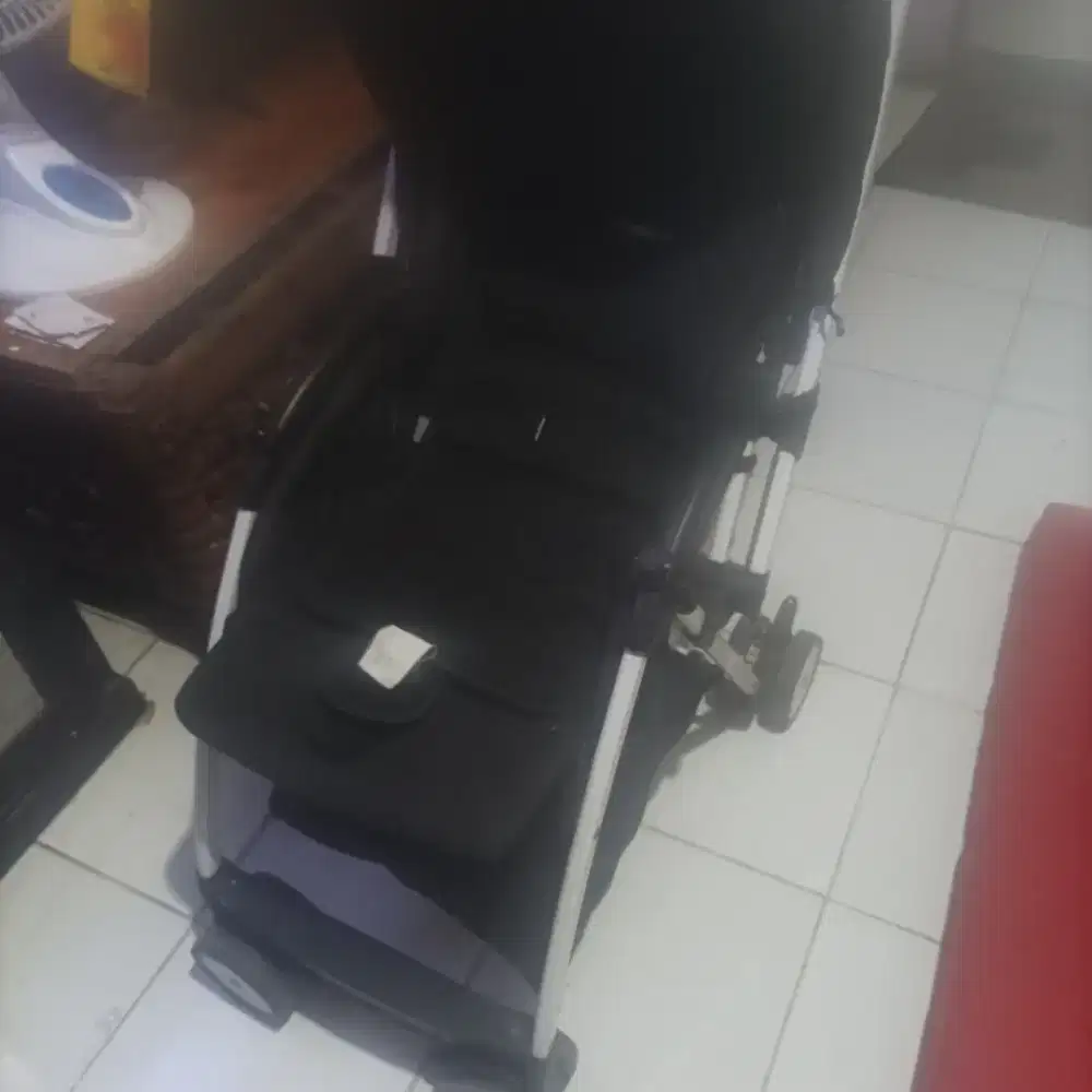 Alat dorong bayi merk safety