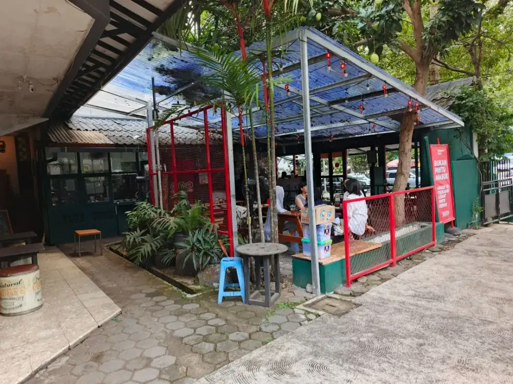 Dago Mainroad Dekat Rumah Makan Pagi Sore Luas Kecil Jarang Ada