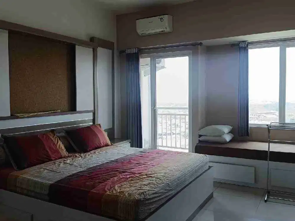 Tanglin Studio Deluxe Fully Furnish Low Floor View City