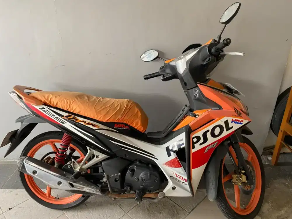 Honda Blade 125 Repsol