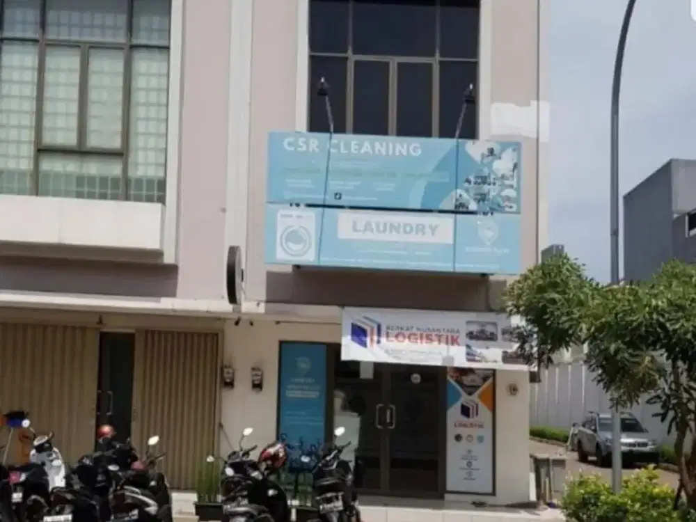 Ruko Aniva Grande posisi HOOK (hadap timur) Kondisi bangunannya rapi