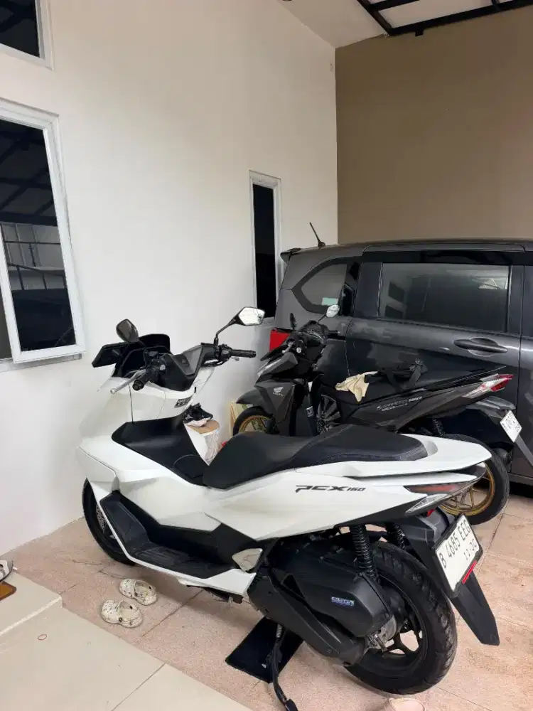 Honda PCX 160 2025 kilometer 1900