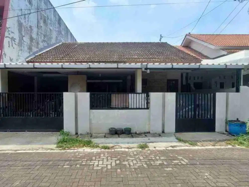( DEKAT UNDIP ) RUMAH DEKAT BUKIT SARI SUMURBOTO BANYUMANIK SEMARANG