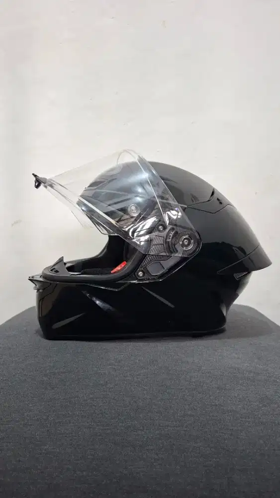 KYT TT REVO ( TT-REVO) Solid Black Glossy size L