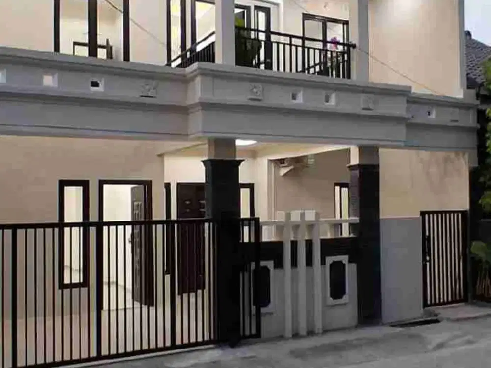 Di Jual Rumah MEWAH 2LT di Kedungmundu Tembalang Semarang