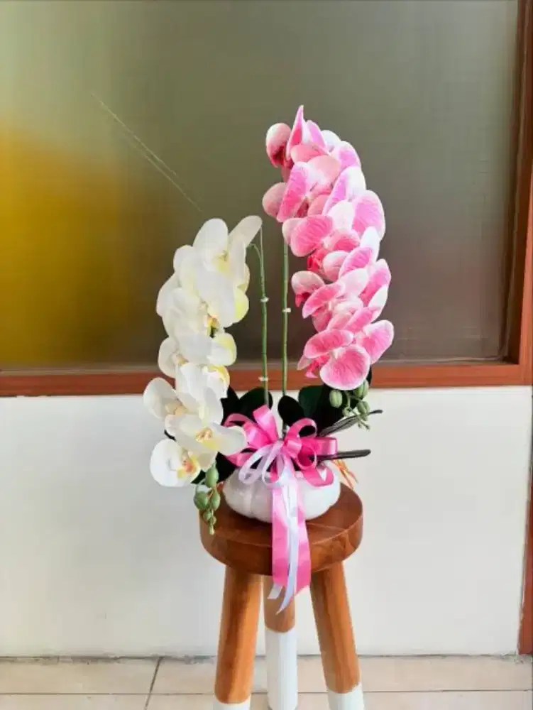 Buket Bunga Asli Segar Custom Jkt&Tangse - Anggrek, Lily
