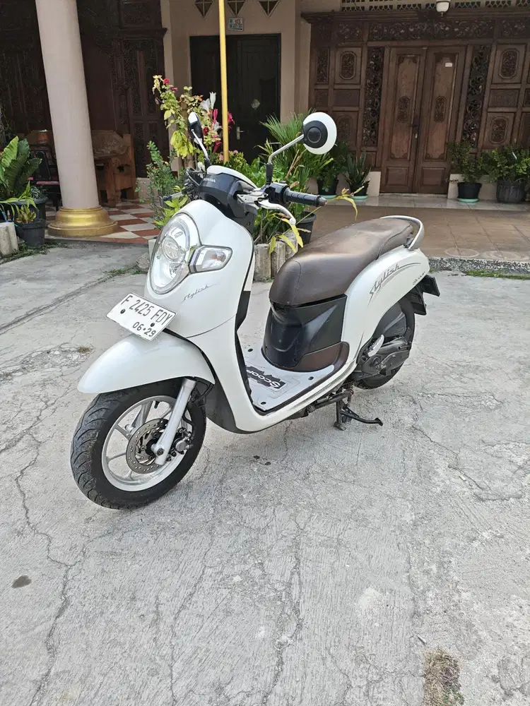 1UNIT SCOOPY 2019