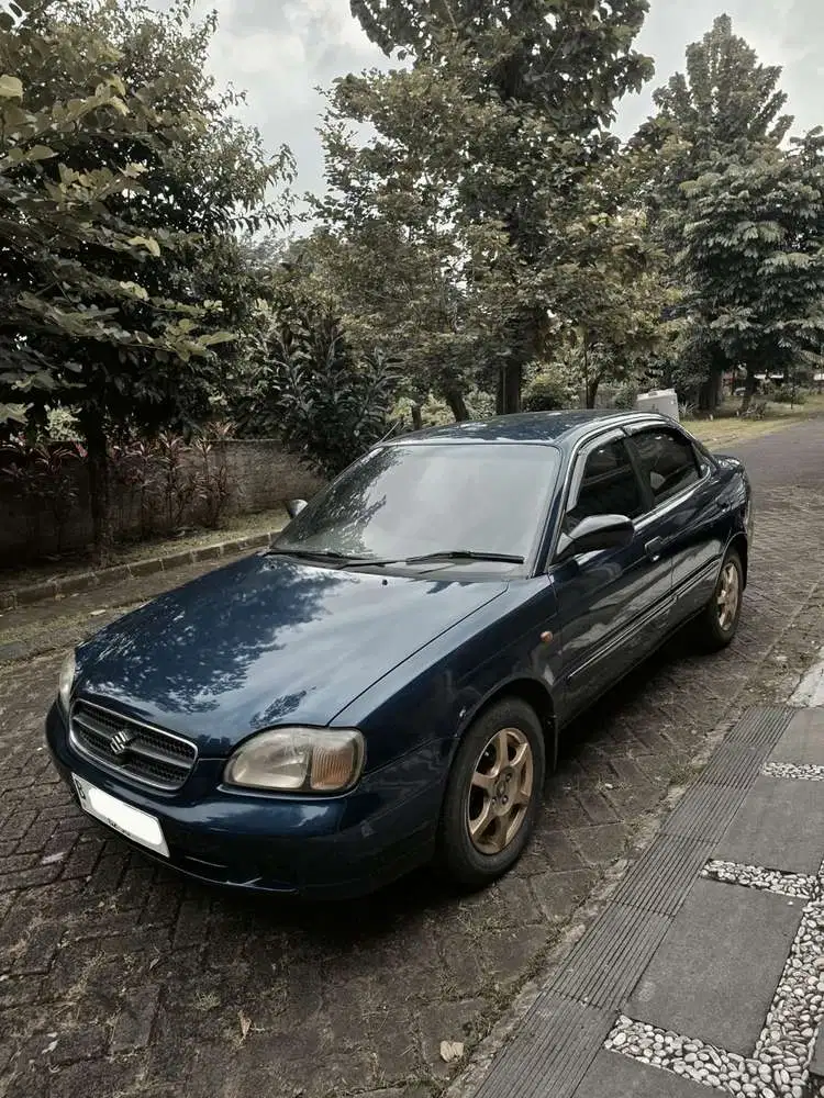 Suzuki Baleno 2000 Bensin
