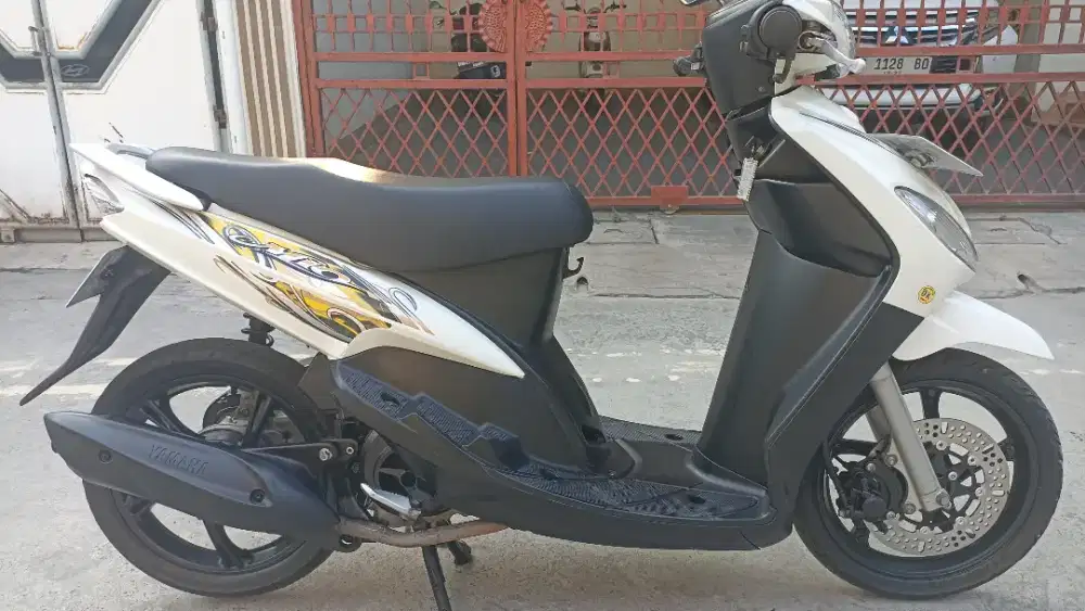 Yamaha Mio tahun 2011.