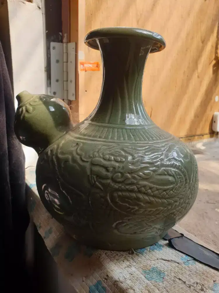 Dijual Kendi Antik Naga Hijau