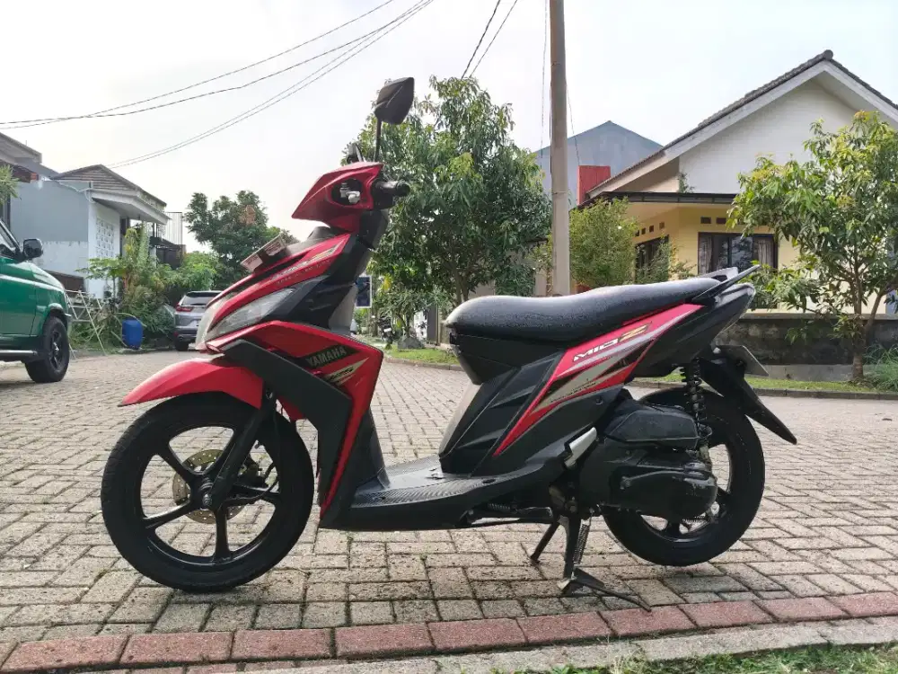Dijual Yamaha Mio Z warna marun 2016 tangan pertama