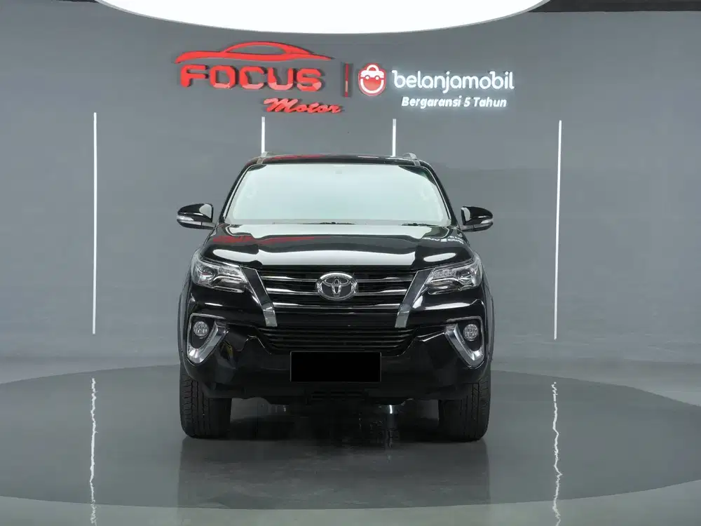Toyota Fortuner 2.4 VRZ 4x2 Diesel AT Hitam 2016 Low Km Antik Garansi
