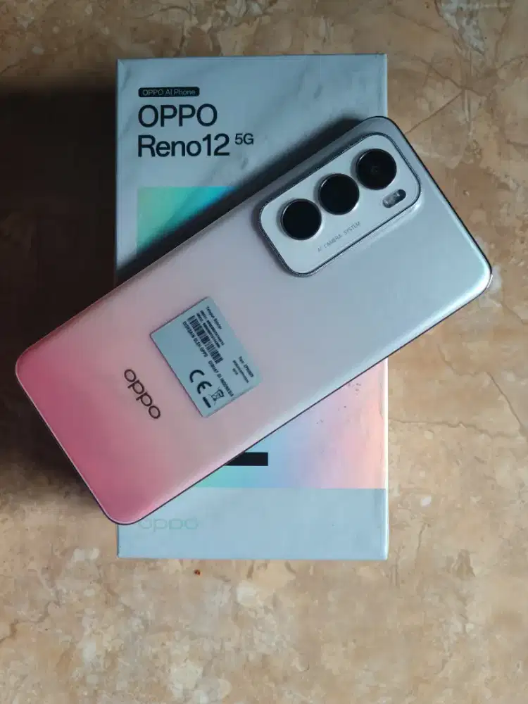 Jual Oppo Reno 12 5g ram12/256 kondisi mulus segel normal
Bisa tt hp