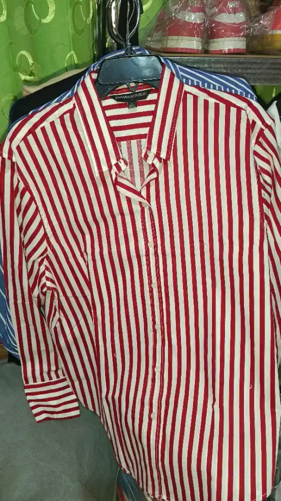 Kemeja Salur Branded