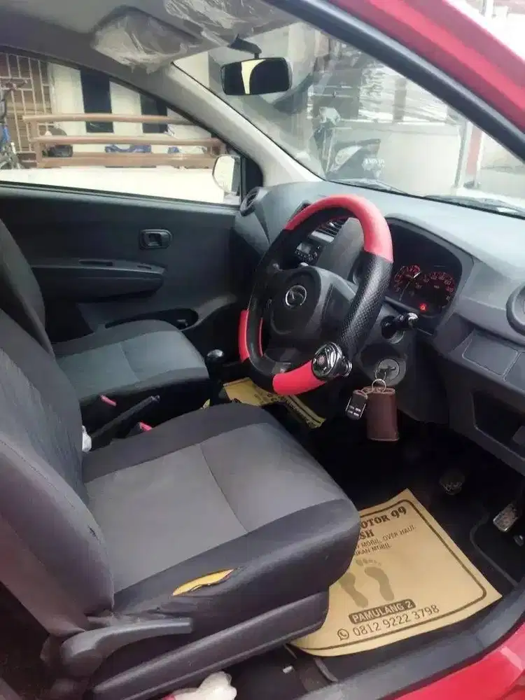 daihatsu ayla (2015)