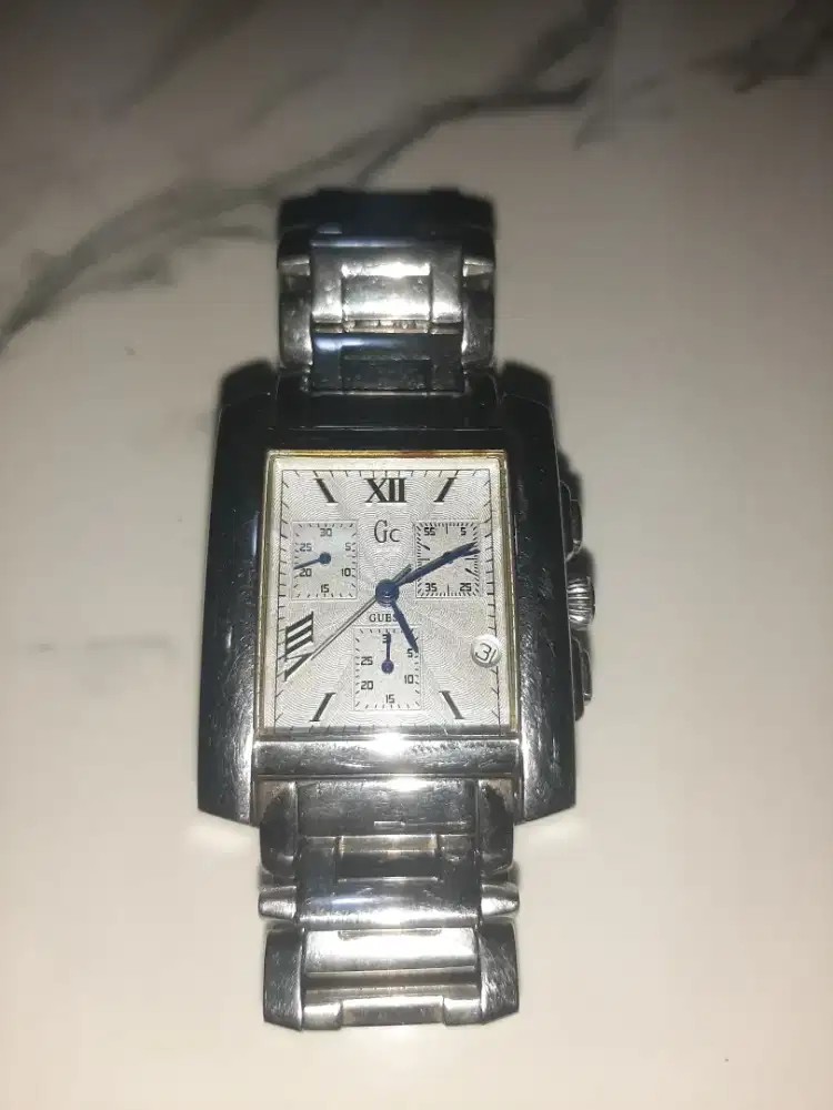 Jual cepat jam tangan merk GC guess collection type seri GC chrono
