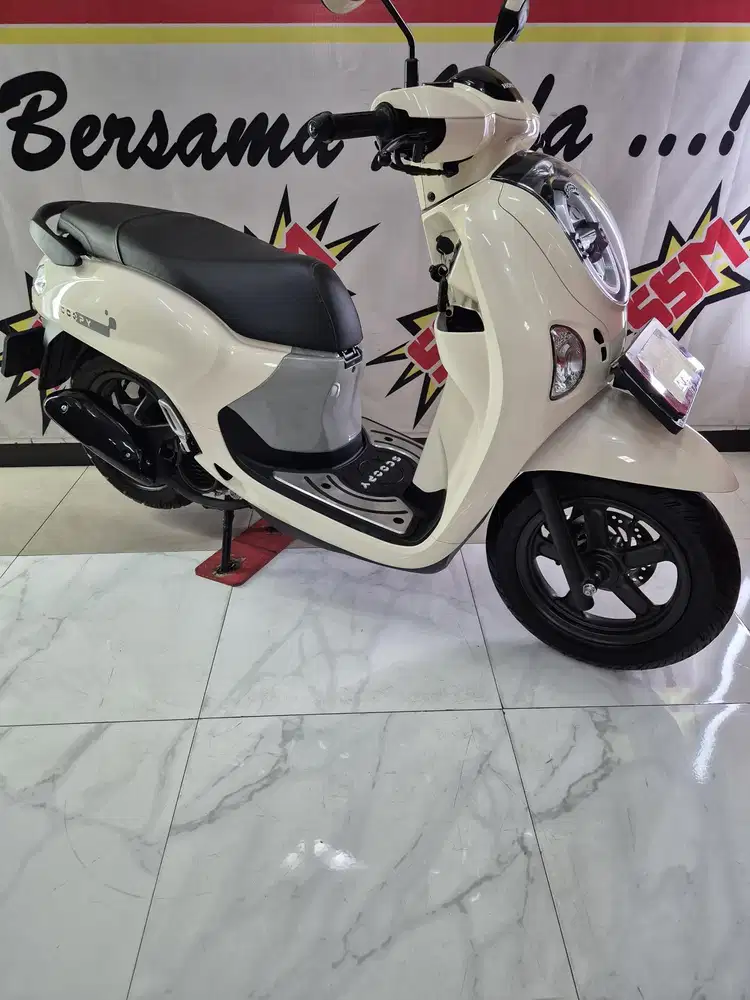 All new scoopy iss creamer