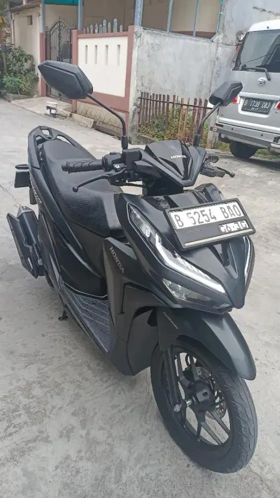 Honda Vario 125 LED CBS ISS tahun 2020.