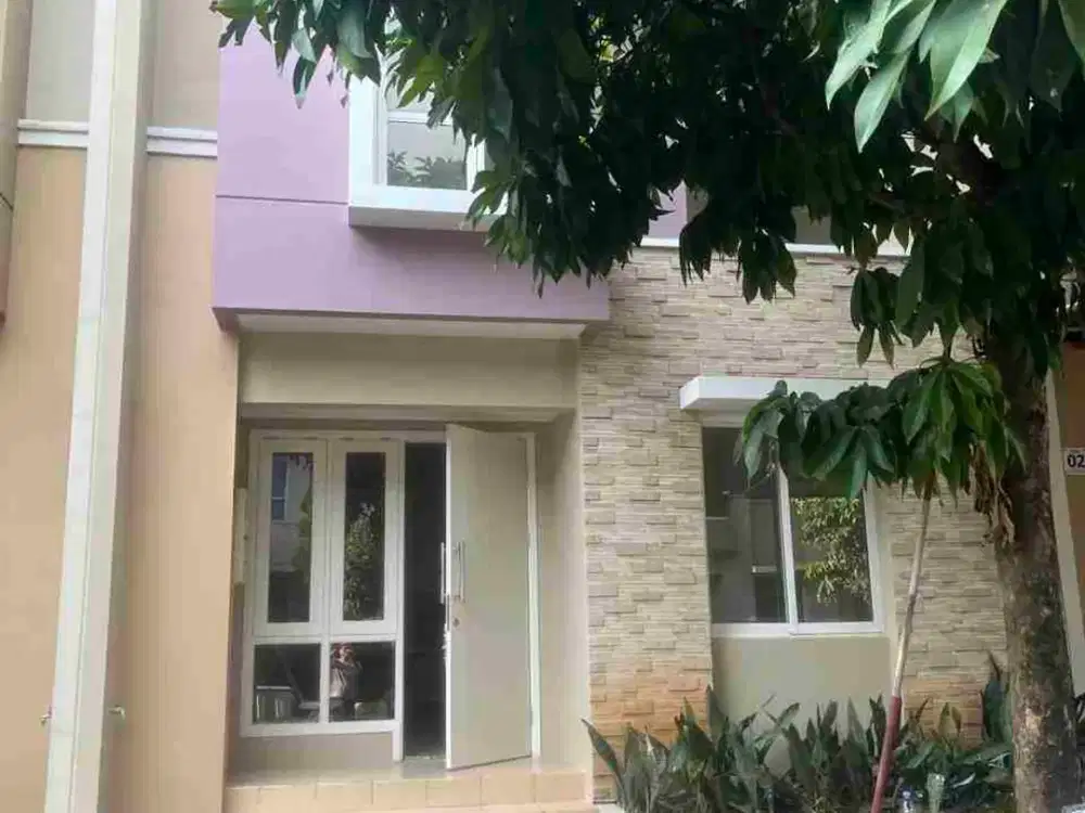 JUAL Rumah 2 Lantai di Gading Serpong akses tol dan area komersial, 1.67M NEGO