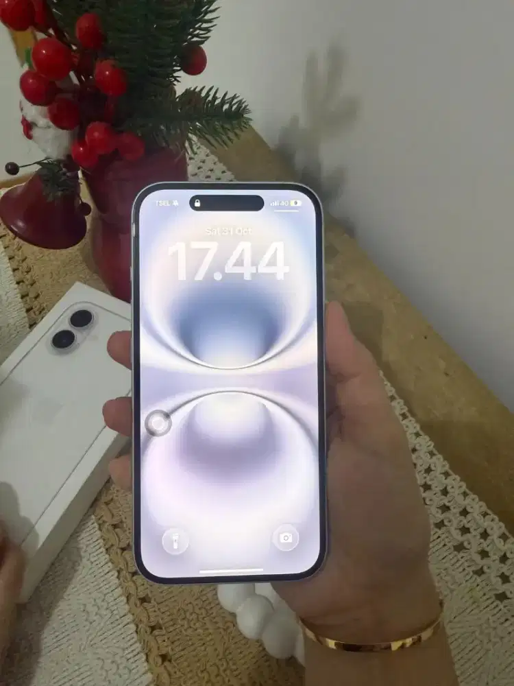 Iphone 16-128gb putih