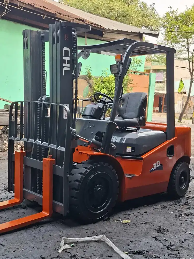 Forklift Merk CHL 3 Ton,Matic,Tiang Threelift,S4S,Tahun 2021