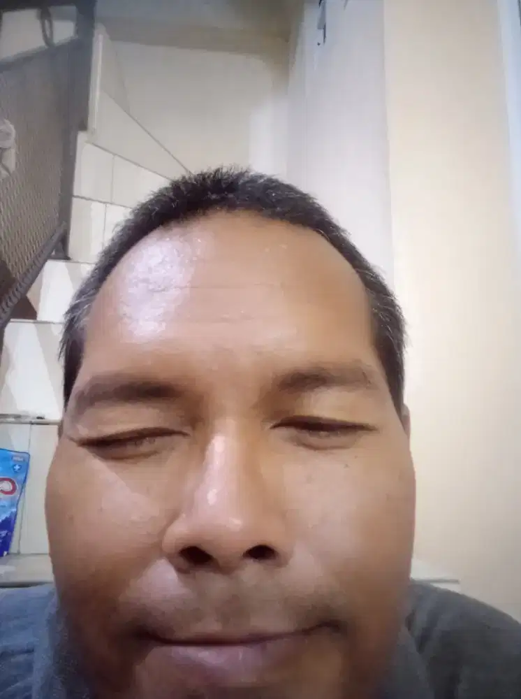 Saya bisa antar jemput anak sekolah. Saya lagi butuh pekerjaan