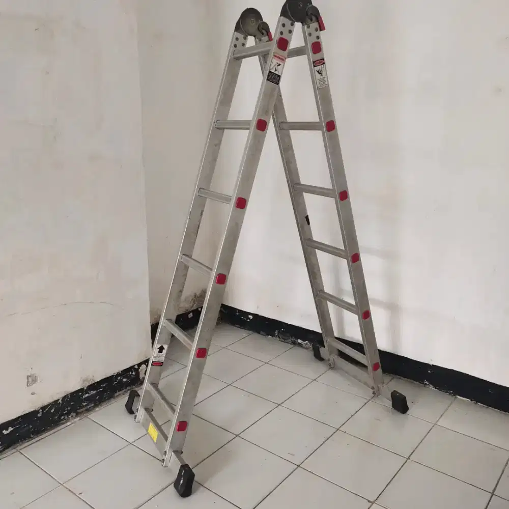Tangga aluminium standard Eropah.