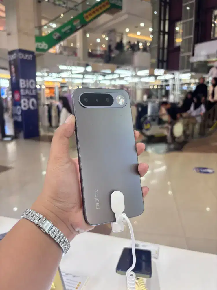 CICILAN RESMI REALME 16