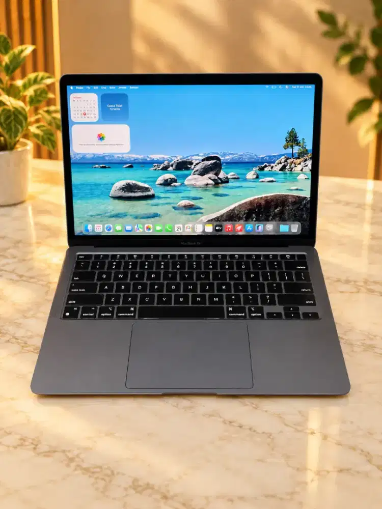 MacBook Air M1 512GB iBox Resmi iCloud Kosong