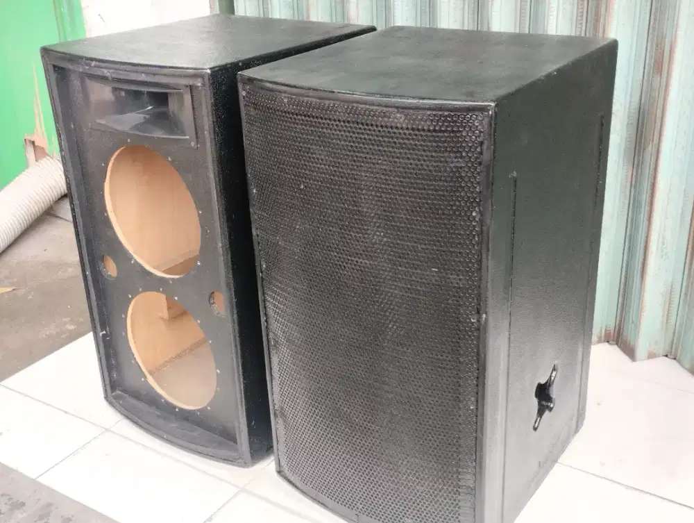 Box 3way 12 inch sepasang