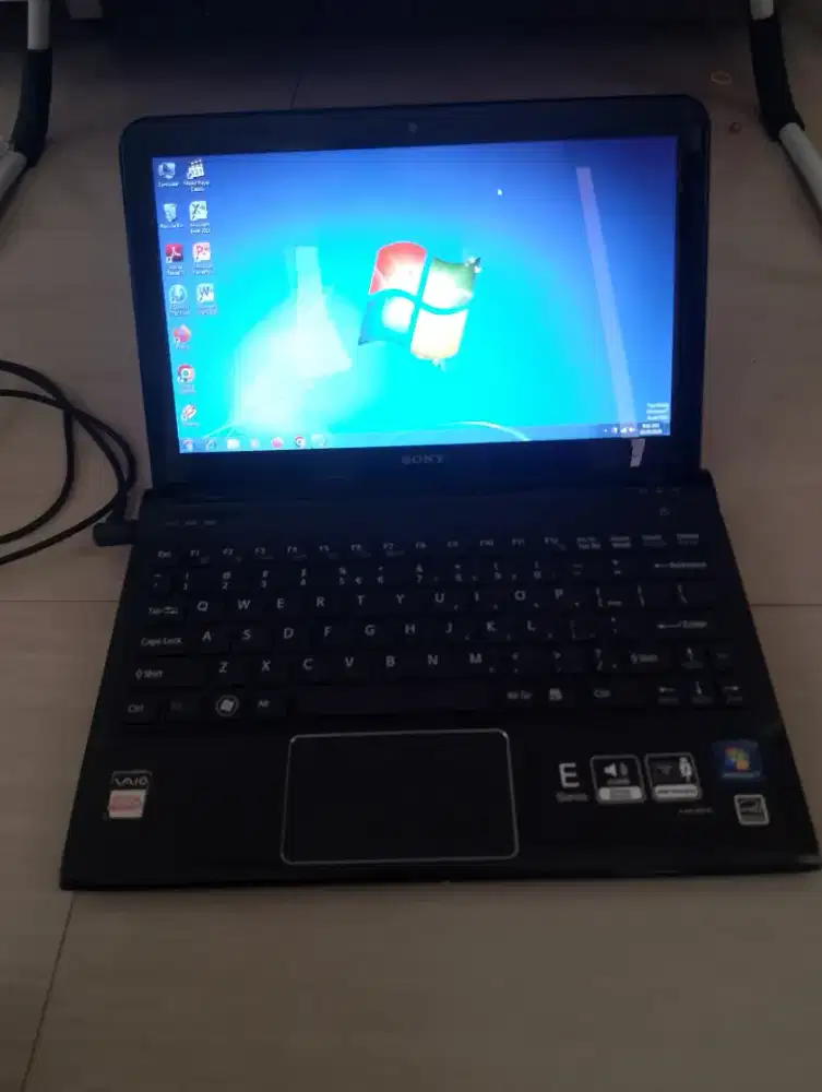 Laptop Murah Sony Vaio AMD E1 RAM 4GB/320GB Buat Ketik Nonton YouTube