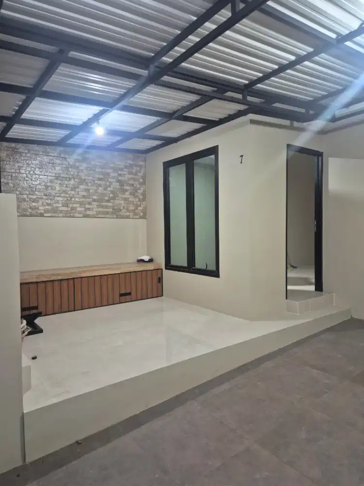 Disewakan rumah 2 + 1 Kamar Tidur
