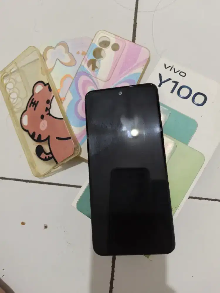 Vivo Y100 4G RAM 8+8GB / 128GB Hp + dus box aja