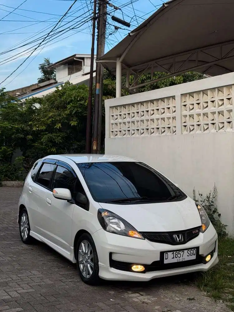 Jazz GE8 RS MMC AT 2013 surat lengkap pajak isi mobil pribadi mulus