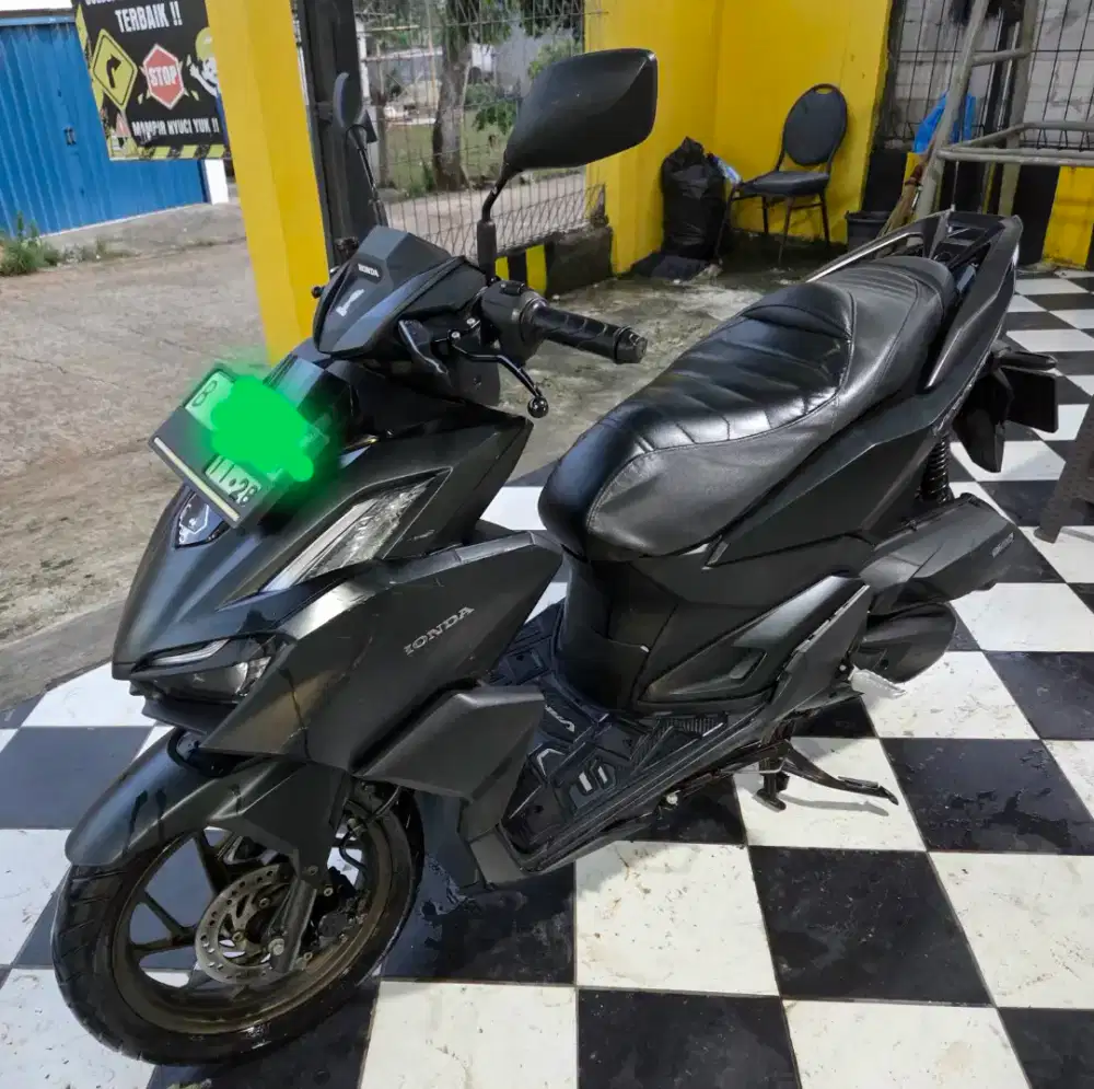 DIJUAL HONDA VARIO 160 TAHUN 2023 – HITAM