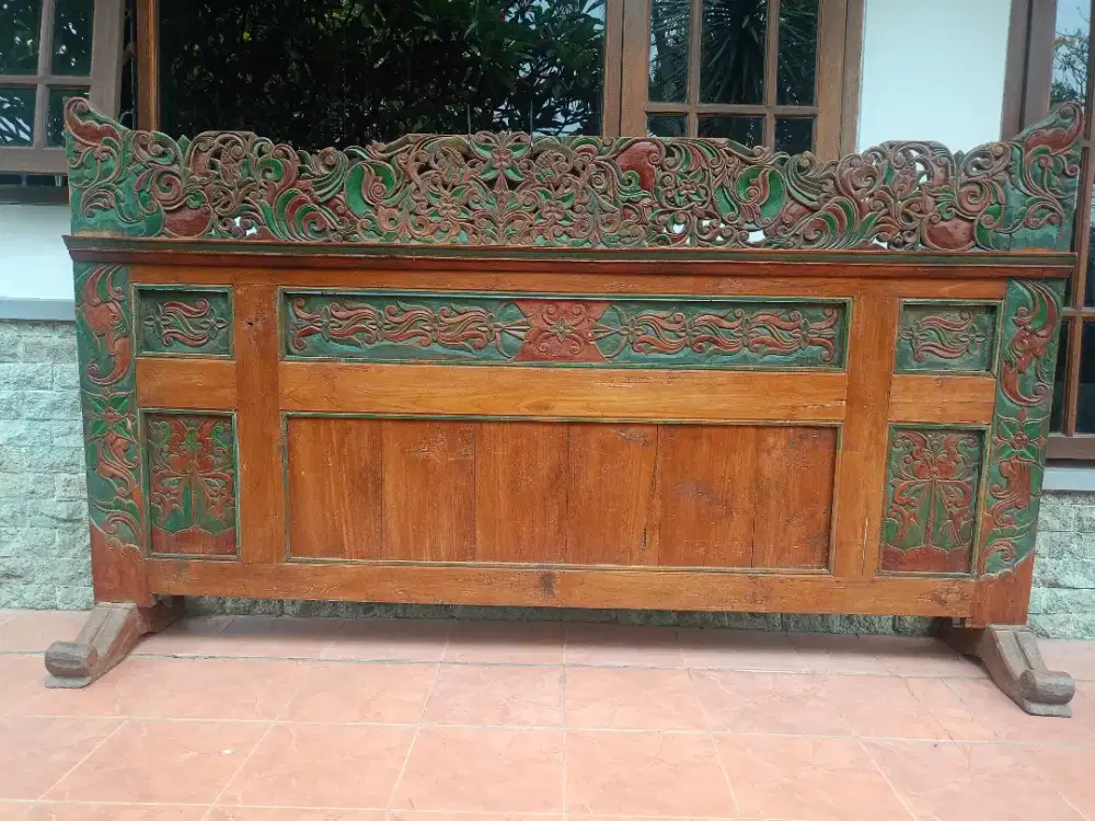 Skat ukir Madura kayu jati