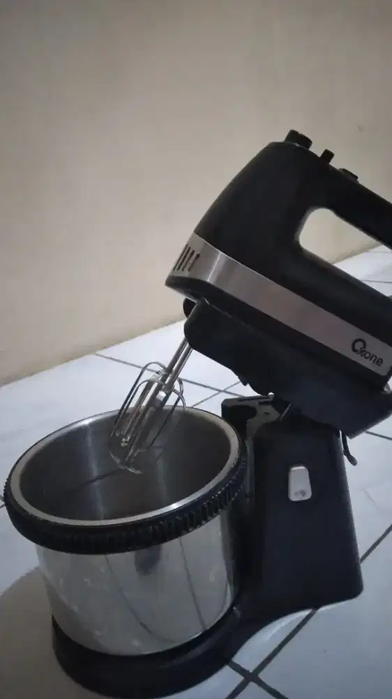 Jual mikser merek OXOne barang masih bagus mulus