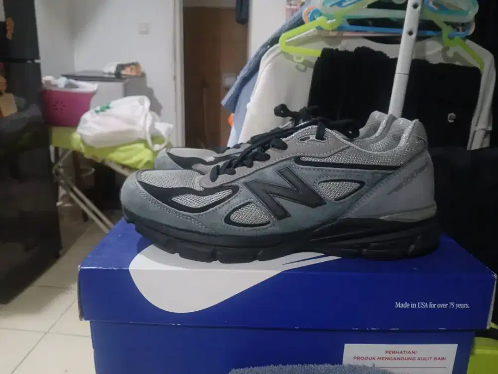 New Balance 990v4 artic grey